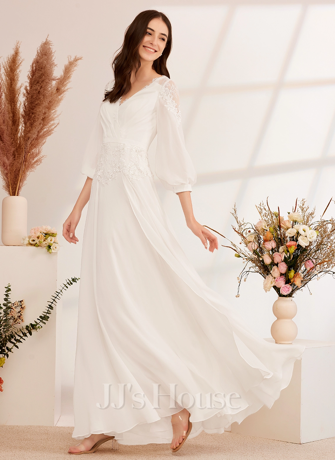 JJsHouse Robe Trapèze Col V Longueur Ras Du Sol Mousseline Robe De Mariée 1 JJsHouse Robe Trapèze Col V Longueur Ras Du Sol Mousseline Robe De Mariée