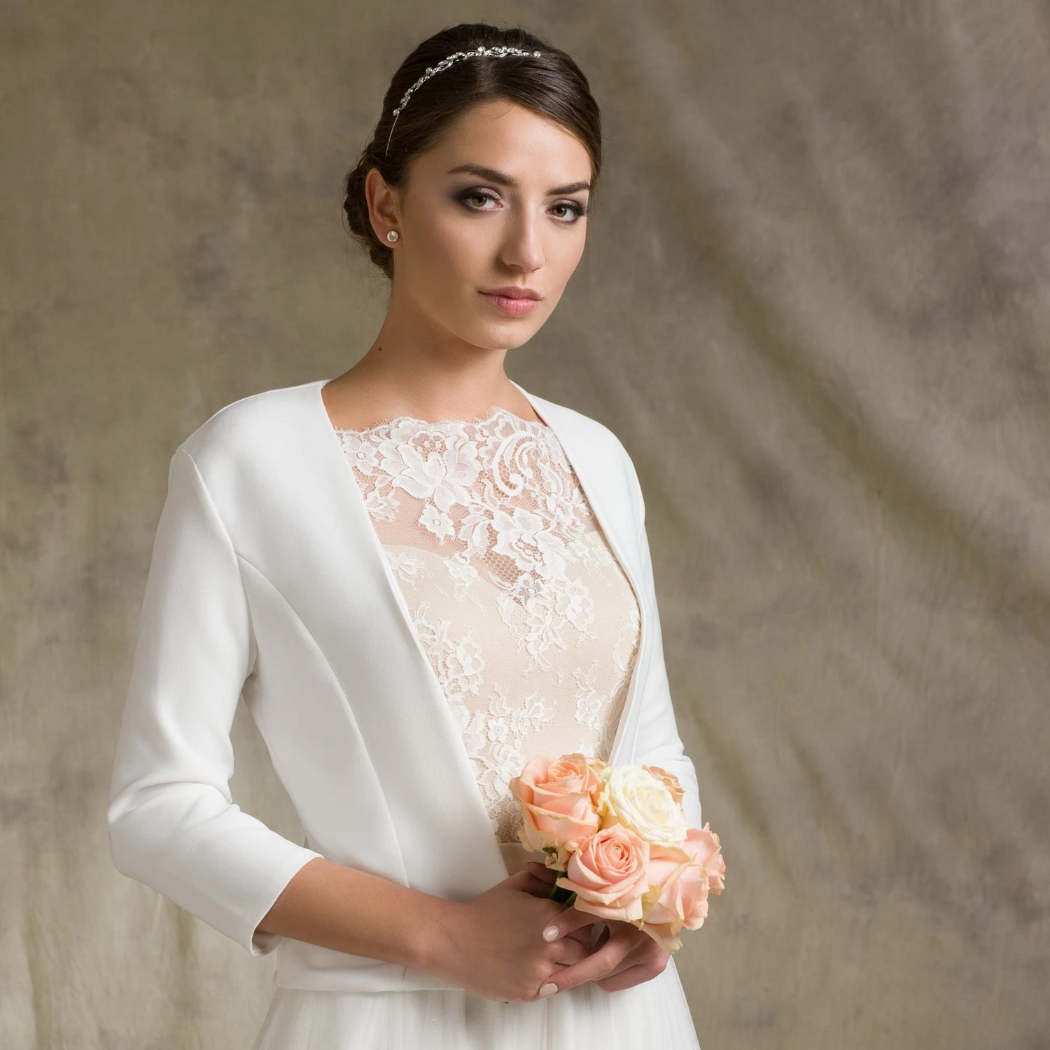 Boléro Mariage Mousseline Manches 3/4 Veriana 1 Boléro Mariage Mousseline Manches 3/4 Veriana