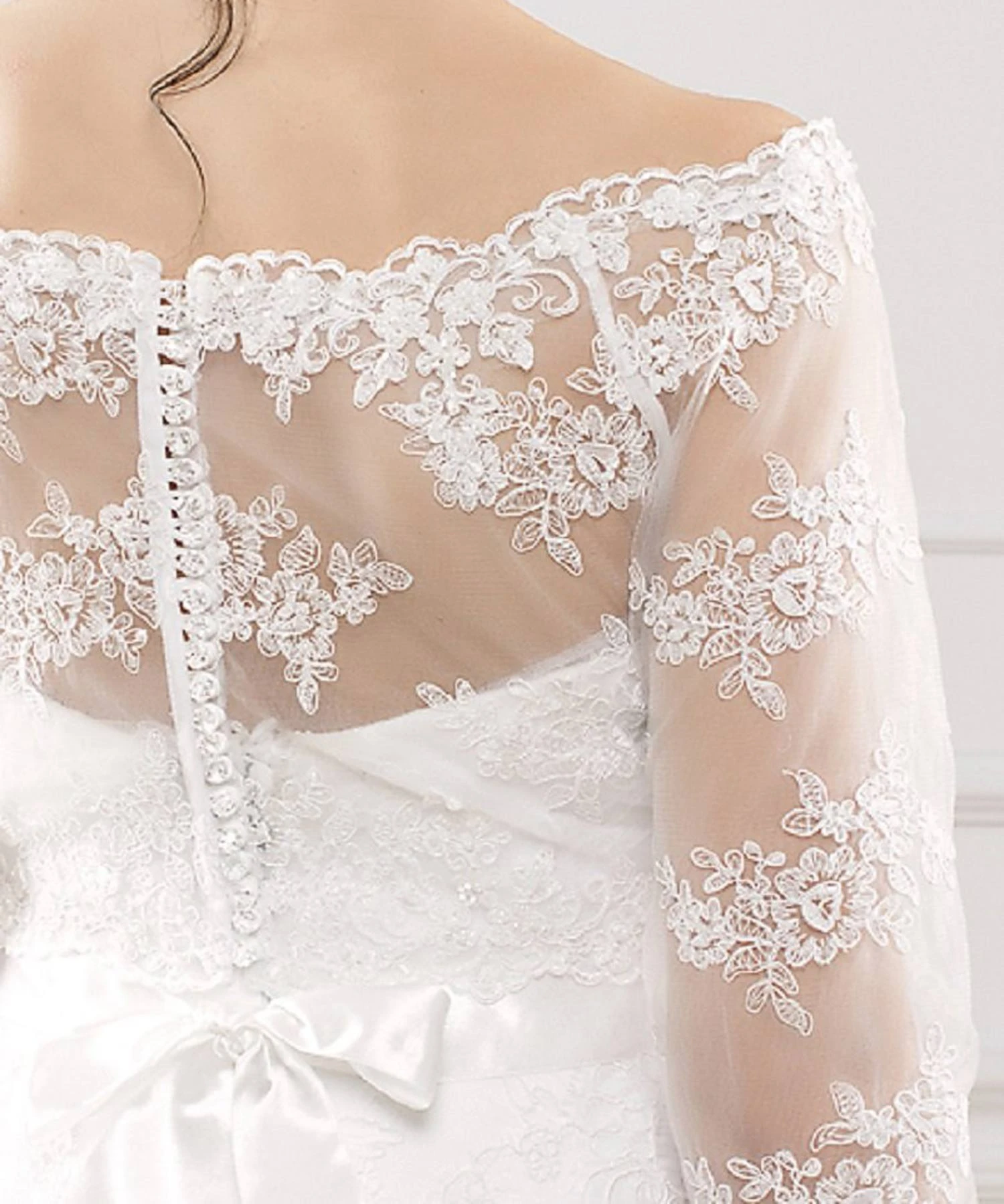 Boléro Mariage Dentelle Manches 3/4 Alessia 2 Boléro Mariage Dentelle Manches 3/4 Alessia – Image 2