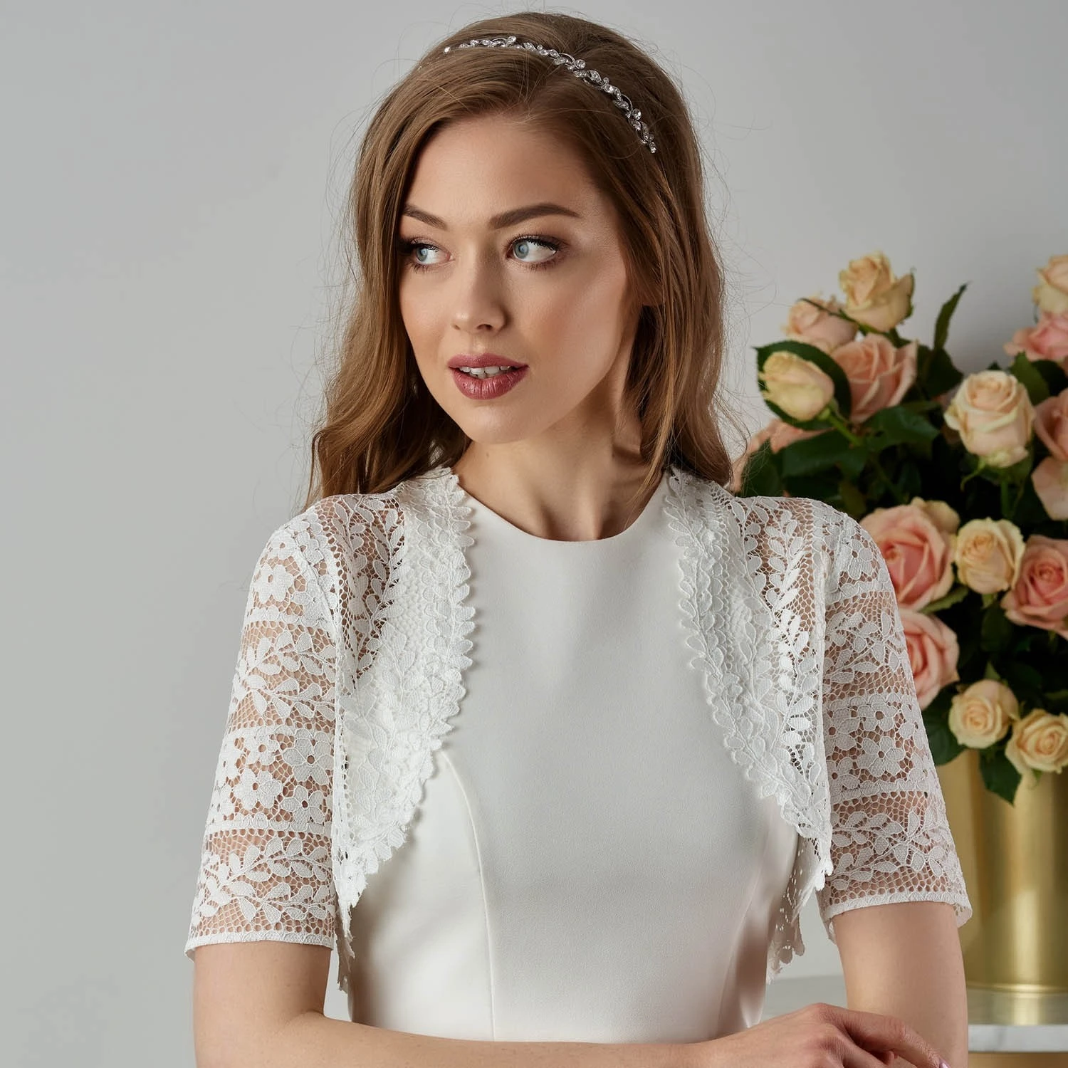 Boléro Mariée Manches Courtes En Dentelle Guipure Carla 1 Boléro Mariée Manches Courtes En Dentelle Guipure Carla