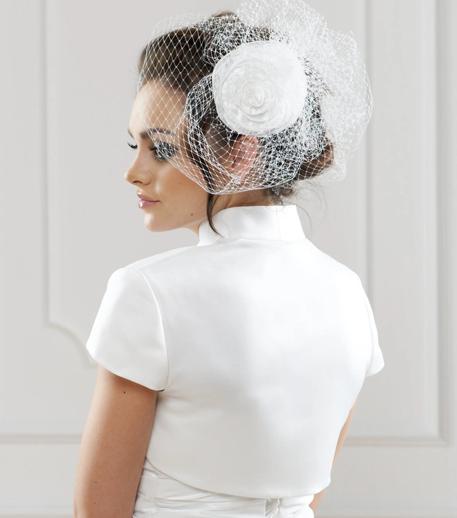 Bolero Mariage Taffetas Manches Courtes Giorgia 2 Bolero Mariage Taffetas Manches Courtes Giorgia – Image 2