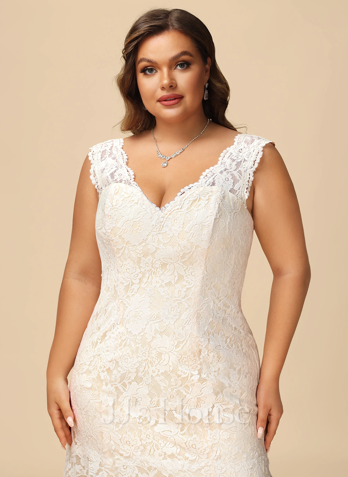 JJsHouse Forme Sirène/trompette Col V Traîne Moyenne Dentelle Robe De Mariée 8 JJsHouse Forme Sirène/trompette Col V Traîne Moyenne Dentelle Robe De Mariée – Image 8