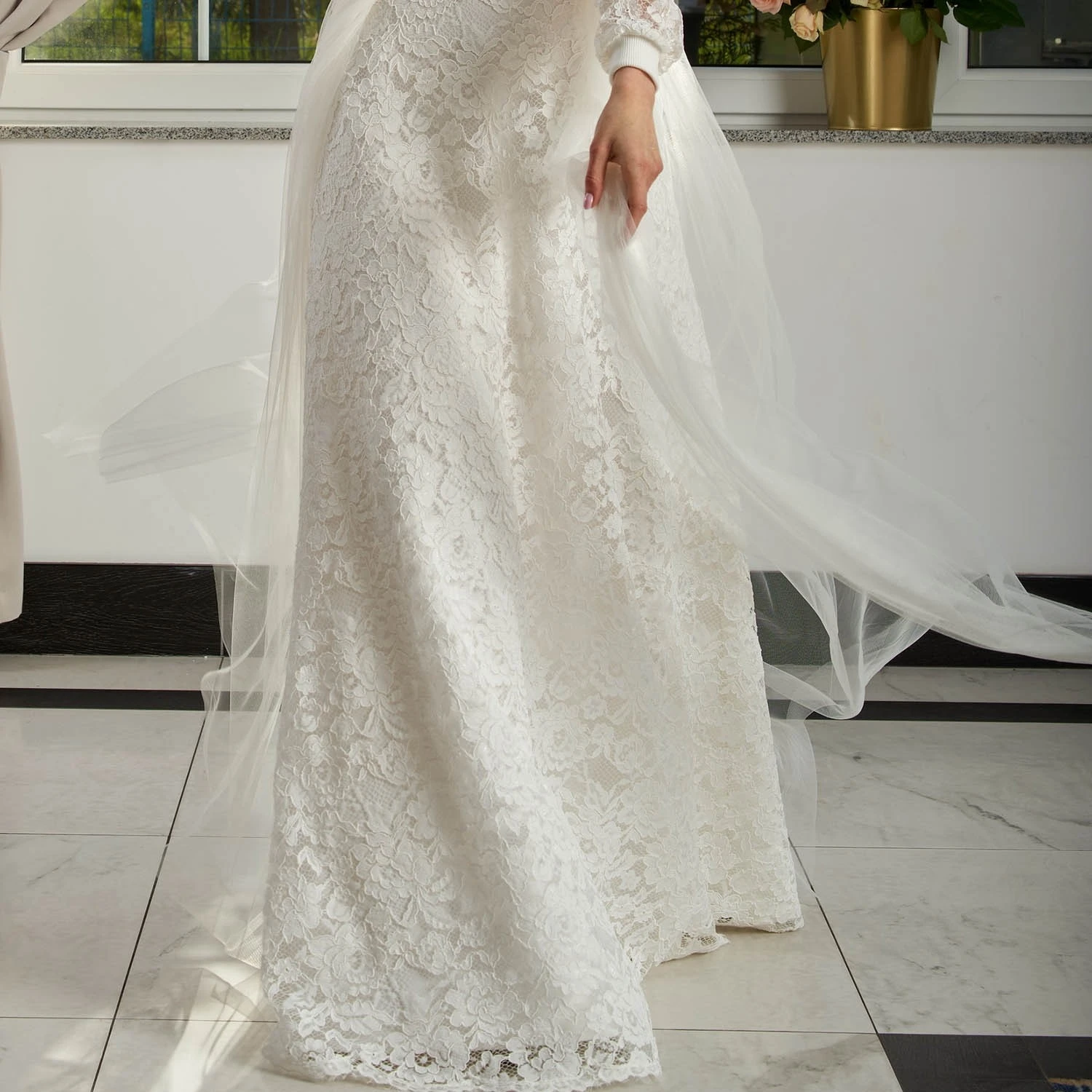 Jupe De Mariage Ivoire Longue En Dentelle Et Tulle Jasmine 3 Jupe De Mariage Ivoire Longue En Dentelle Et Tulle Jasmine – Image 3