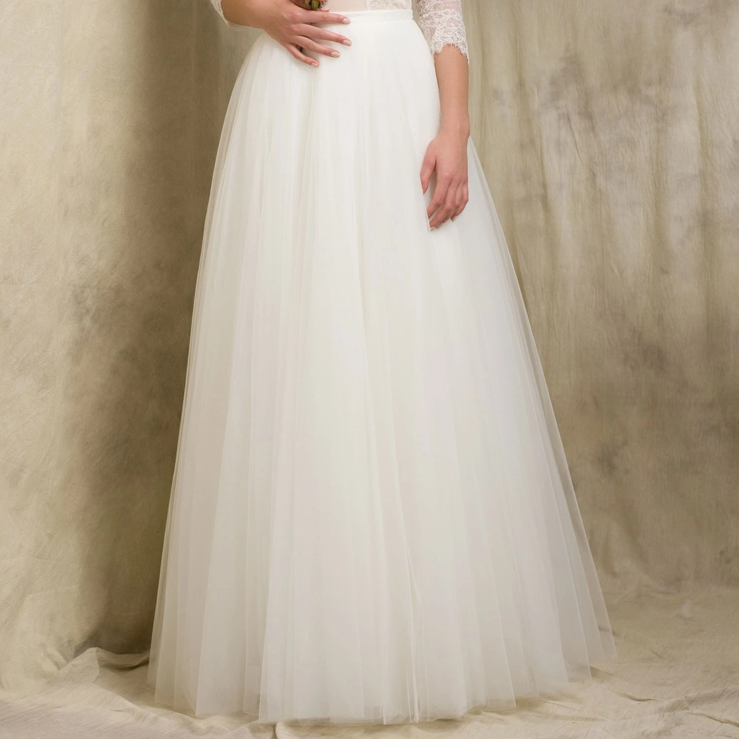 Jupe De Mariage En Tulle Classique Clémence (longue, Mi Longue Ou Courte) 1 Jupe De Mariage En Tulle Classique Clémence (longue, Mi Longue Ou Courte)