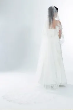 Voile De Mariée Très Long Dentelle Ivoire Pepita