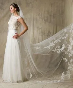 Voile De Mariée Très Long En Tulle Et Appliques De Dentelle Louise